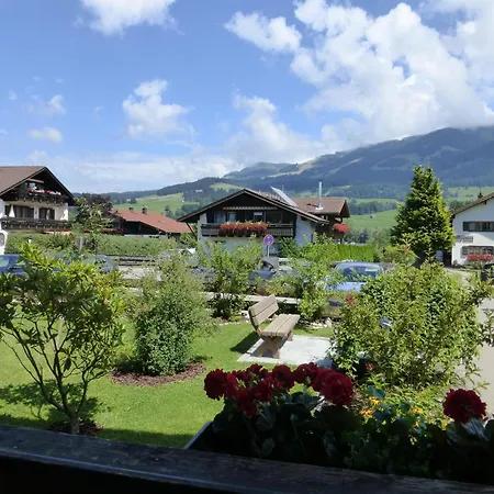 Allgaeuer Bergerlebnis Mit Hallenbad Fischen im Allgaeu